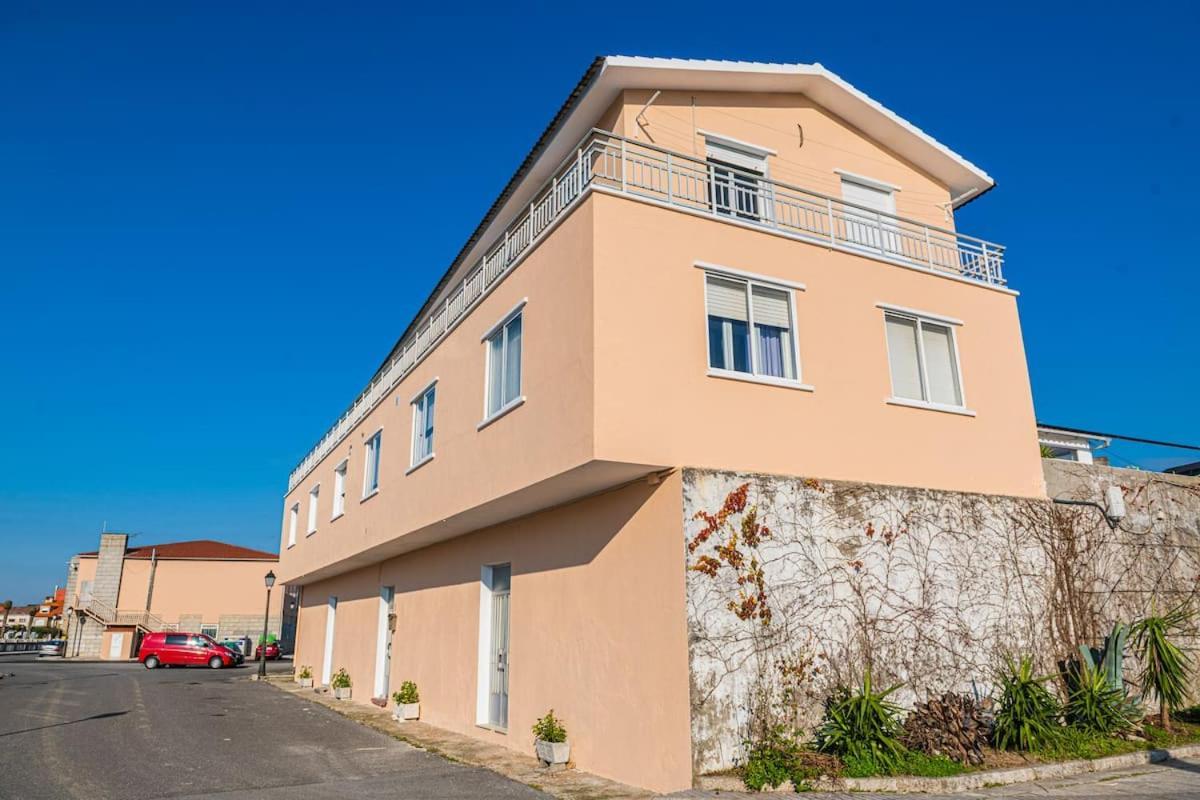 Apartamento Centrico Con Vistas Al Mar ビラノーバ・デ・アロウサ エクステリア 写真