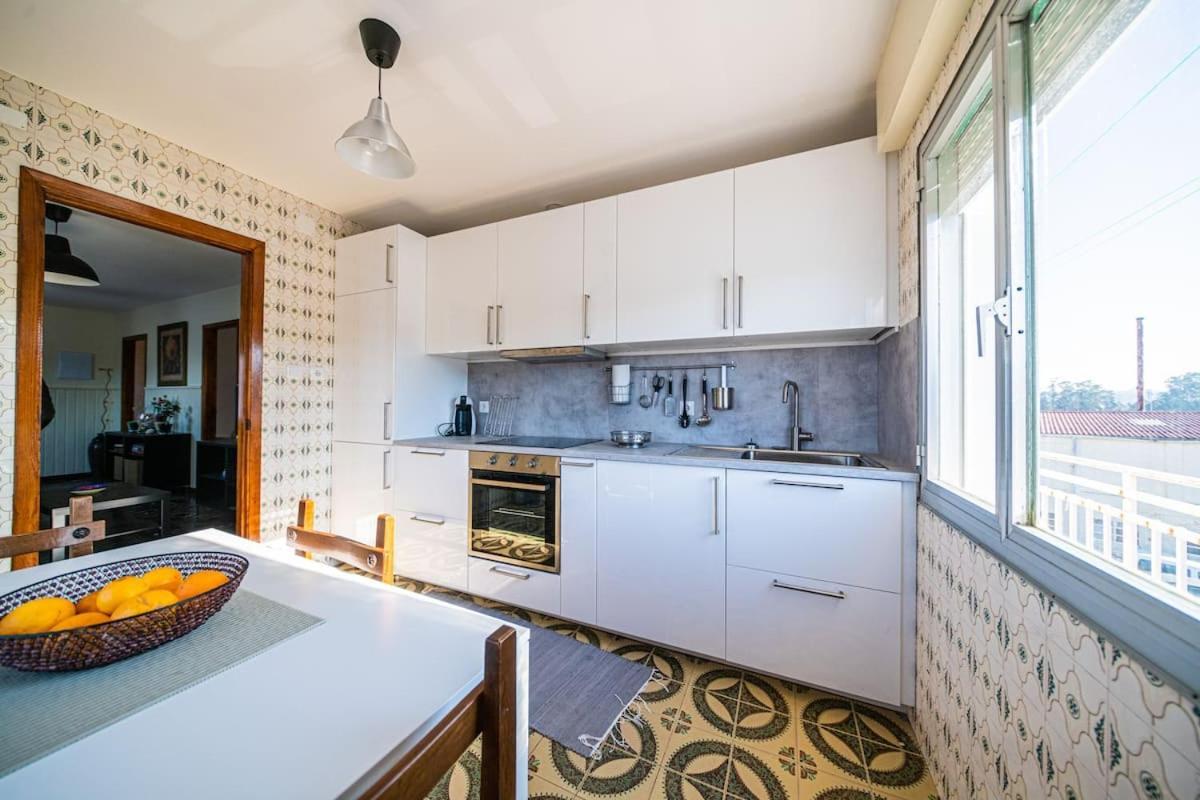 Apartamento Centrico Con Vistas Al Mar ビラノーバ・デ・アロウサ エクステリア 写真
